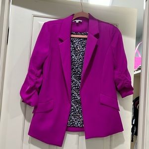 Fuchsia blazer